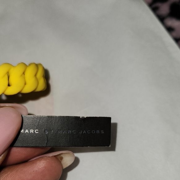 MARC JACOBS NWT Yellow Twisted Bracelet - Picture 3 of 5